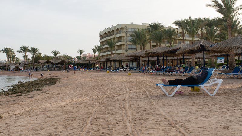 Das "Regal Sea View" am Strand von Hurghada